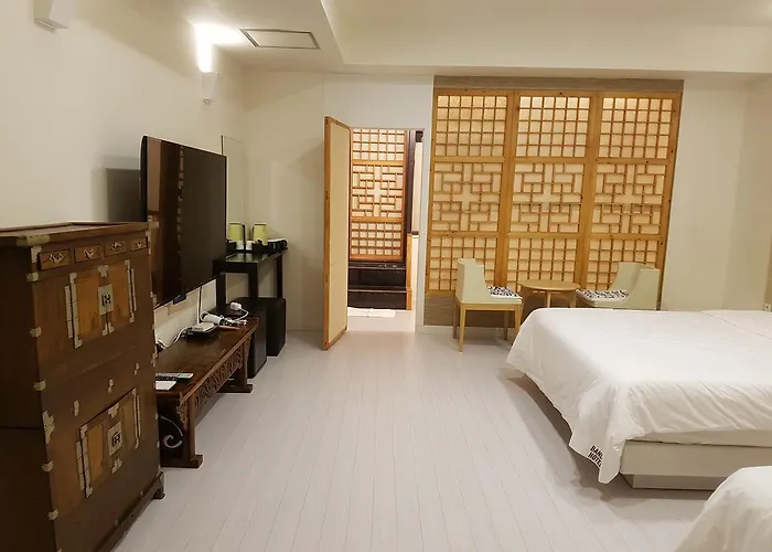 Hotel Bandal 2*